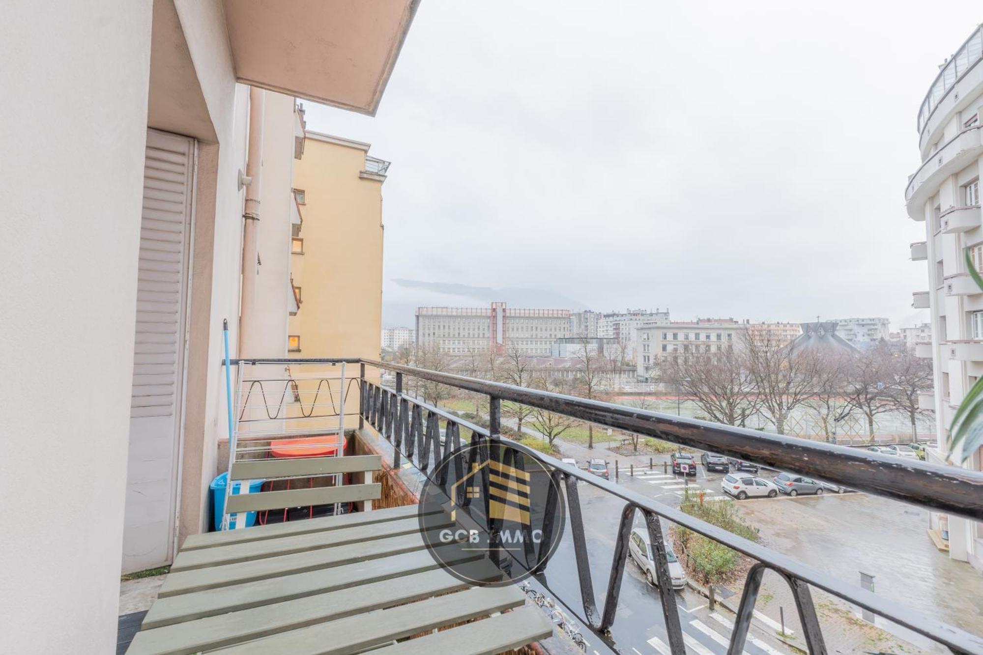 Le Libe Apartment Гренобъл Екстериор снимка